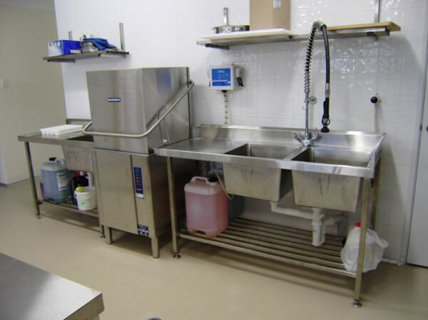 Custom Made Kitchen Wangara Lunch Bar - Image 2