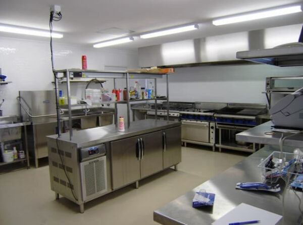 Custom Made Kitchen Wangara Lunch Bar